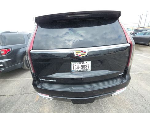 Used 2023 Cadillac Escalade Premium Luxury AWD/4WD image 7