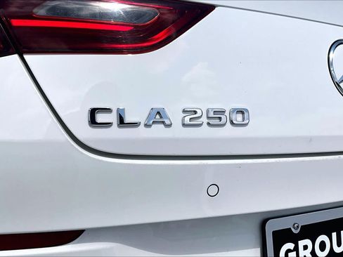 Used 2025 Mercedes-Benz CLA 250 image 10