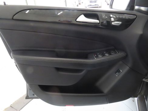 Used 2018 Mercedes-Benz GLE 350 4MATIC image 10