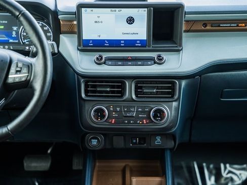 Used 2022 Ford Maverick Lariat w/ Lariat Luxury Package image 22