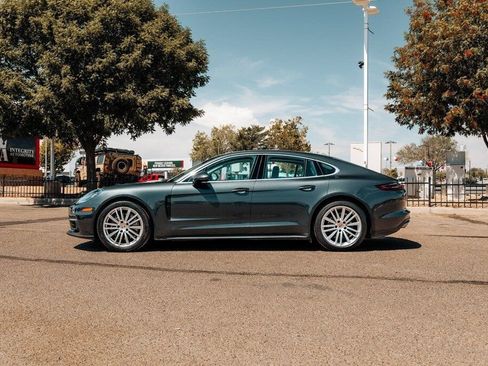 Used 2017 Porsche Panamera 4S AWD/4WD image 4