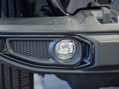 Used 2022 Jeep Wrangler Unlimited Sport AWD/4WD image 14