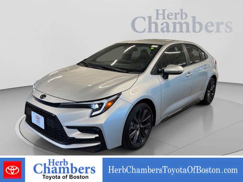 New 2026 Toyota Corolla SE FWD image 10