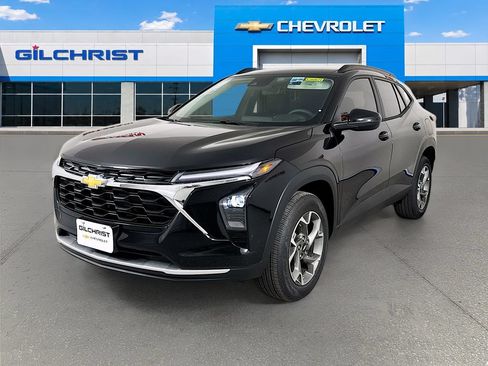 New 2026 Chevrolet Trax LT FWD image 4