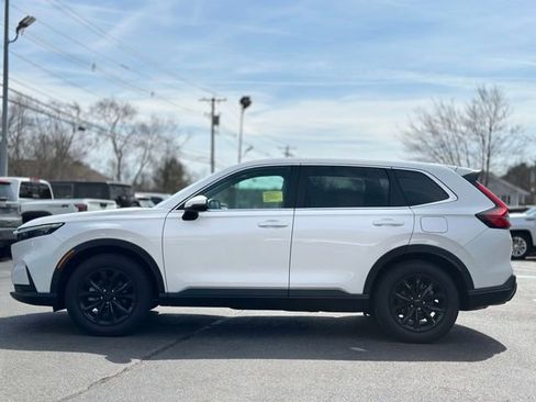 Used 2024 Honda CR-V EX image 2