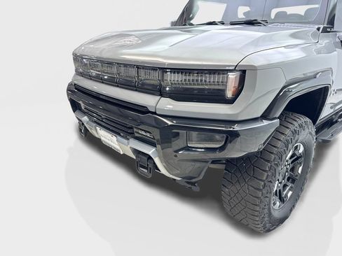 Used 2024 GMC Hummer EV 2X w/ Extreme Off-Road Package AWD/4WD image 16