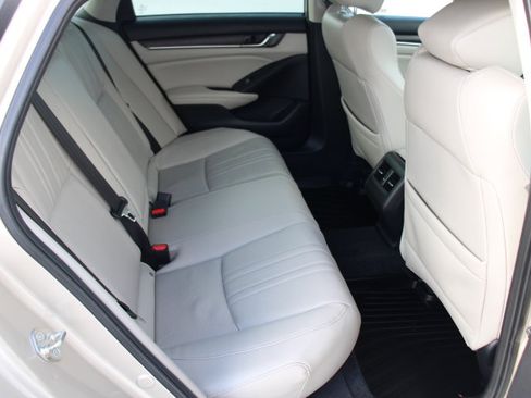Used 2020 Honda Accord EX-L image 18
