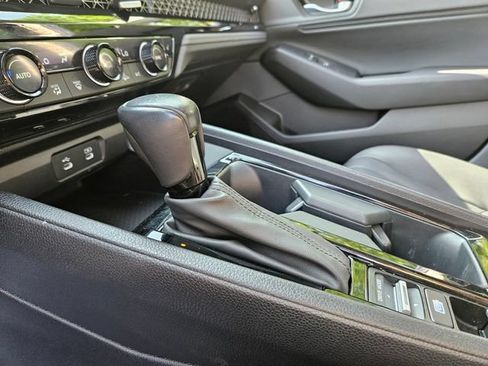 Used 2023 Honda Accord EX-L image 29