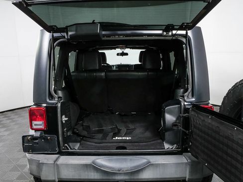 Used 2012 Jeep Wrangler Unlimited Sport image 26