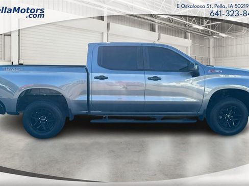 Used 2021 Chevrolet Silverado 1500 LT Trail Boss w/ Convenience Package II image 2