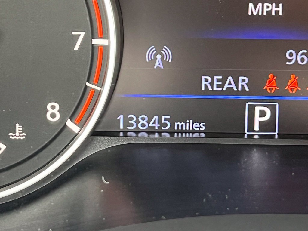 Used 2025 Nissan Altima 2.5 SV FWD image 18