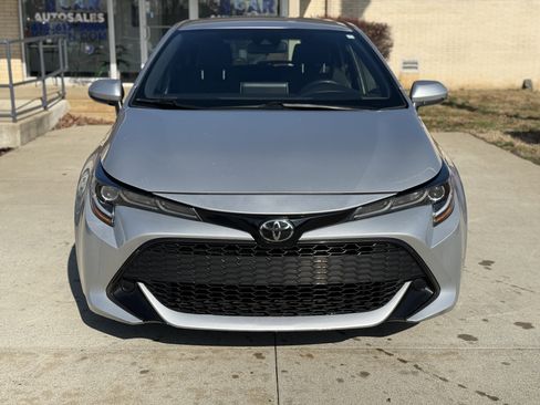 Used 2019 Toyota Corolla SE image 2