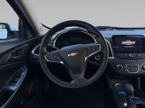 Used 2024 Chevrolet Malibu LT image 12