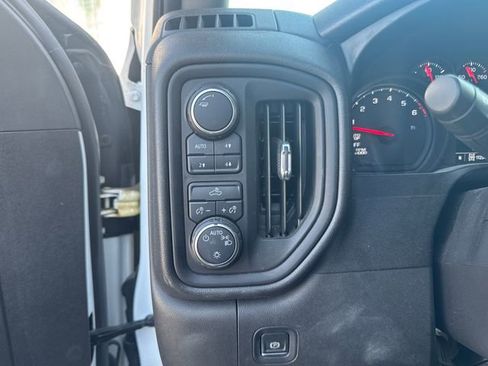 Used 2021 Chevrolet Silverado 1500 Custom Trail Boss w/ LPO, Dark Essentials Package image 15