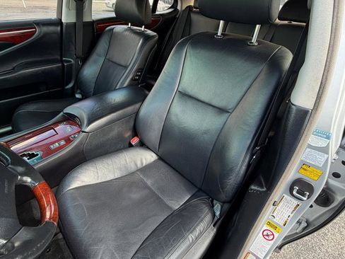 Used 2007 Lexus LS 460 Luxury image 11