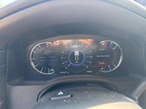Used 2018 Cadillac Escalade ESV Premium Luxury AWD/4WD image 6