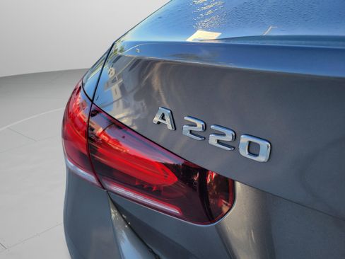 Used 2022 Mercedes-Benz A 220 image 31