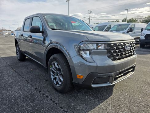 New 2026 Ford Maverick XLT image 7