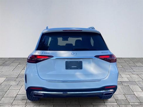 New 2026 Mercedes-Benz GLE 350 4MATIC image 6