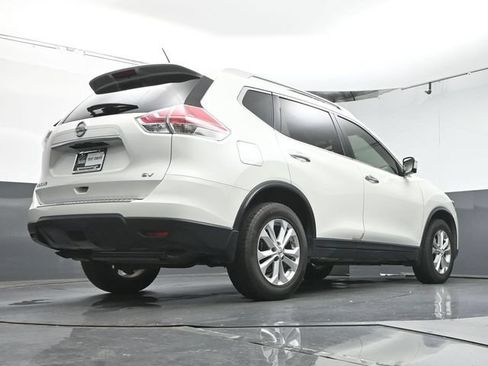 Used 2015 Nissan Rogue SV w/ SV Premium Package FWD image 59