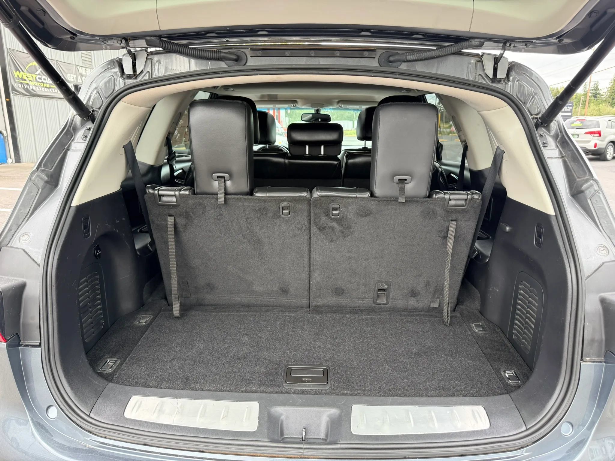 Used 2015 INFINITI QX60 Luxe AWD/4WD image 21