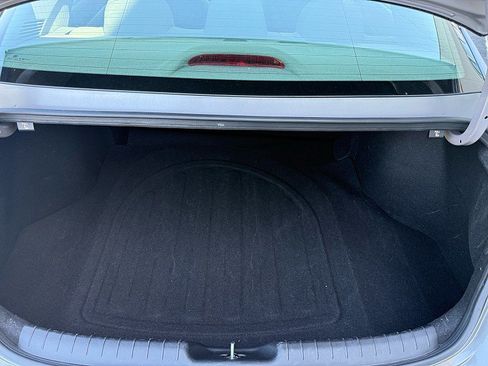 Used 2024 Hyundai Elantra SEL FWD image 32