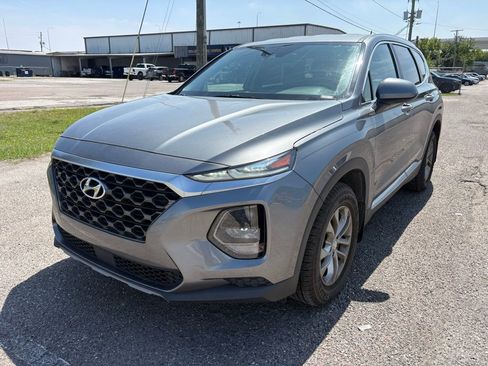Used 2019 Hyundai Santa Fe SE image 7