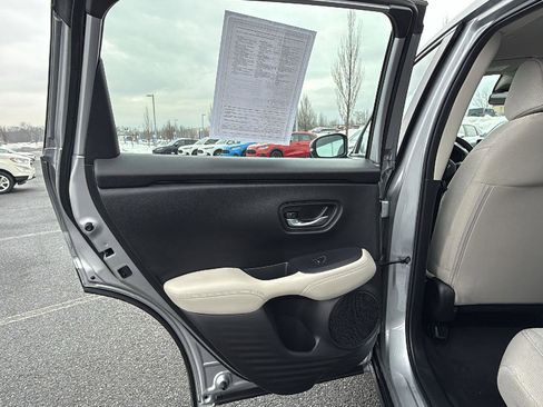 Used 2023 Honda HR-V LX image 24
