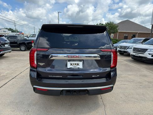 Used 2023 GMC Yukon XL SLT RWD image 4