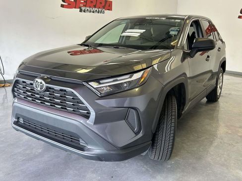 Used 2024 Toyota RAV4 LE FWD image 7