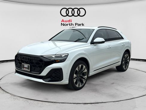 Used 2024 Audi Q8 Premium Plus AWD/4WD image 3