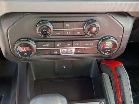 Used 2023 Ford Bronco Black Diamond AWD/4WD image 23