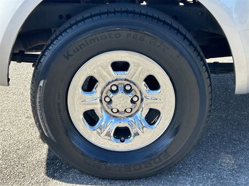 Used 2008 Nissan Frontier SE image 7