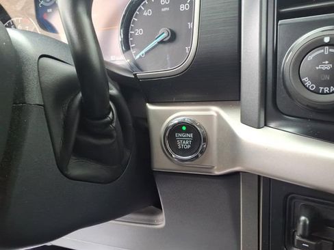 Used 2022 Ford F150 XLT w/ Equipment Group 302A High image 23