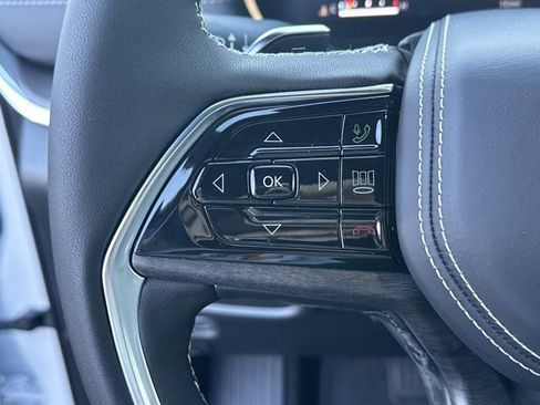 New 2025 Jeep Grand Cherokee L Overland image 22