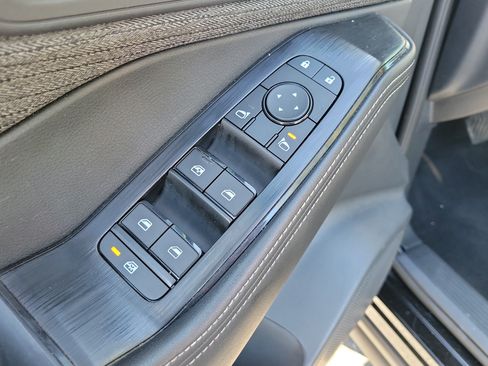 Certified 2023 Nissan Rogue SV FWD image 17