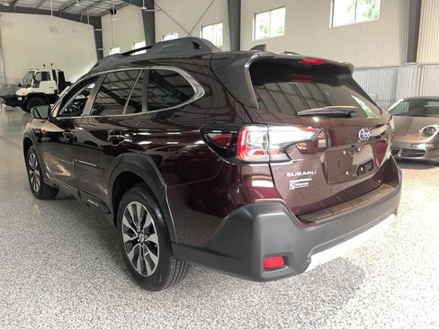 Used 2025 Subaru Outback Limited XT AWD/4WD image 17