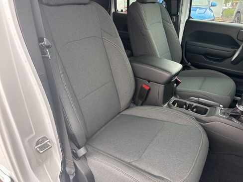 New 2025 Jeep Gladiator Sport image 56