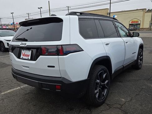 New 2026 Jeep Cherokee Overland image 4