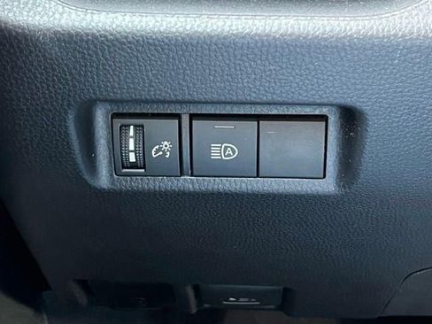 Used 2024 Toyota RAV4 XLE image 28