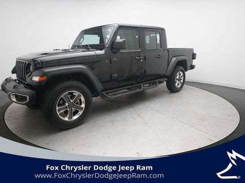 Certified 2023 Jeep Gladiator Sport w/ Trailer Tow Package AWD/4WD image 1