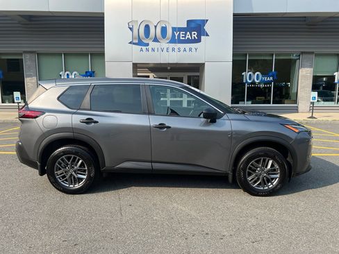 Used 2021 Nissan Rogue S AWD/4WD image 11