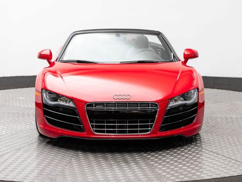 Used 2011 Audi R8 V10 AWD/4WD image 6