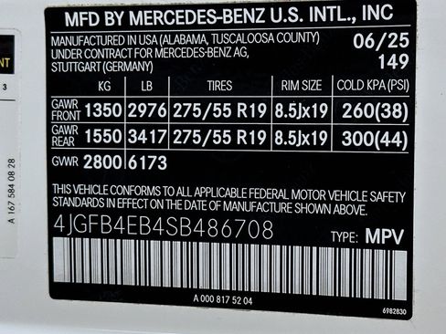 Used 2025 Mercedes-Benz GLE 350 4MATIC image 24