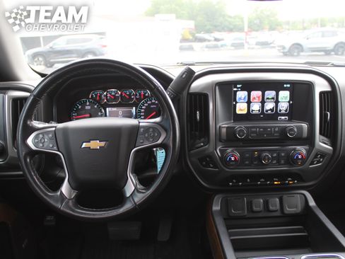 Used 2018 Chevrolet Silverado 1500 LTZ w/ Sport Package AWD/4WD image 16