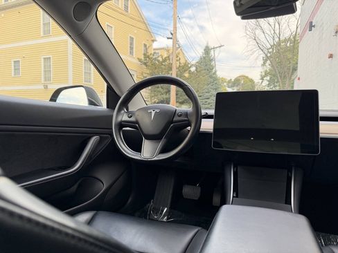 Used 2018 Tesla Model 3 Long Range AWD/4WD image 27