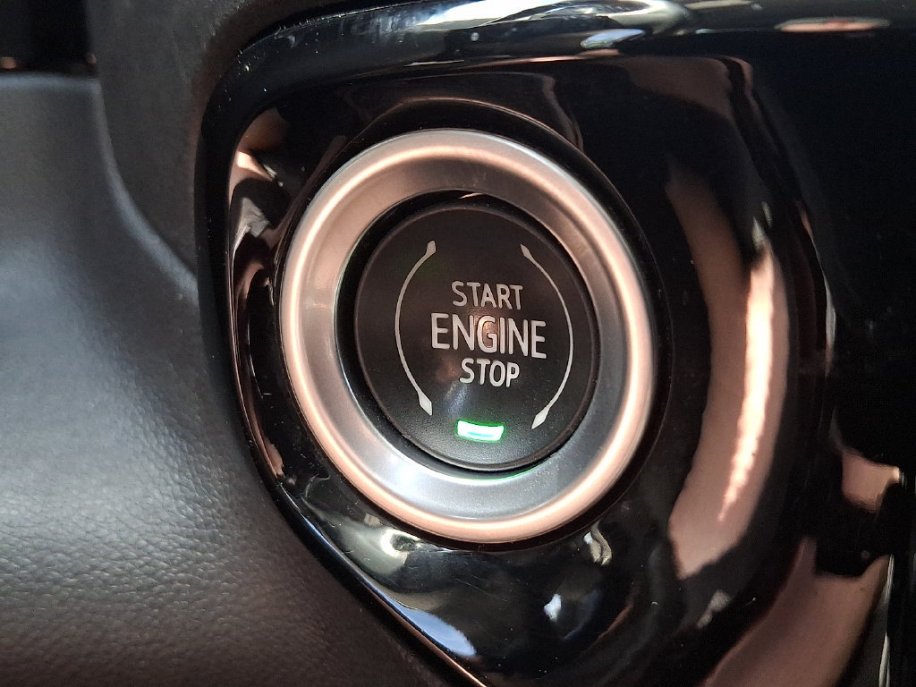 Used 2022 Chevrolet Silverado 1500 RST AWD/4WD image 23