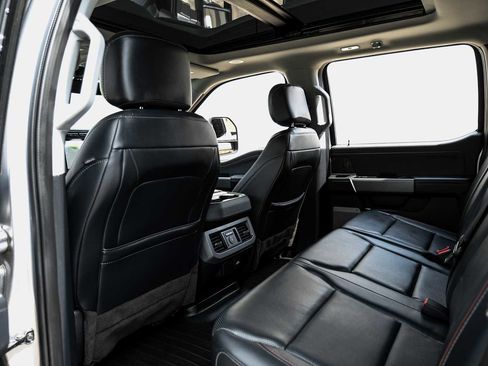 Used 2023 Ford F450 Lariat w/ Lariat Ultimate Package image 45