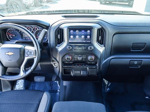 Used 2022 Chevrolet Silverado 1500 LT image 7