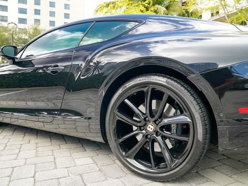 Used 2020 Bentley Continental GT V8 image 18